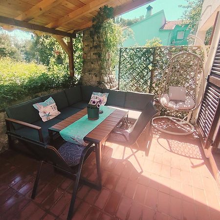 Apartman Hric -50M Od Plaze- Mali Lošinj Εξωτερικό φωτογραφία