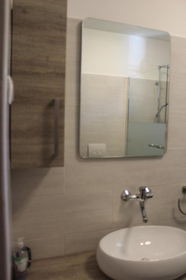 Apartman Hric -50M Od Plaze- Mali Lošinj Εξωτερικό φωτογραφία